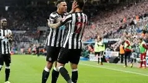 密西西比大学对决精彩回顾：理查德森高效发挥，三分球助力逆转胜利